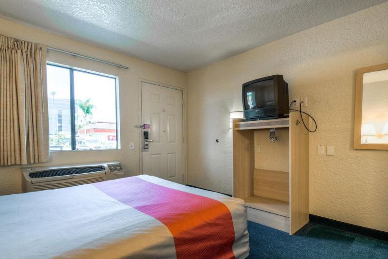 Motel 6-Anaheim, Ca - Buena Park Exteriér fotografie