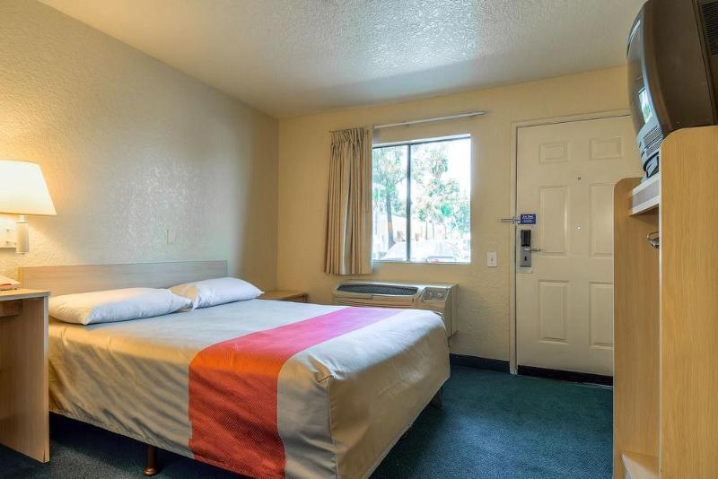 Motel 6-Anaheim, Ca - Buena Park Exteriér fotografie