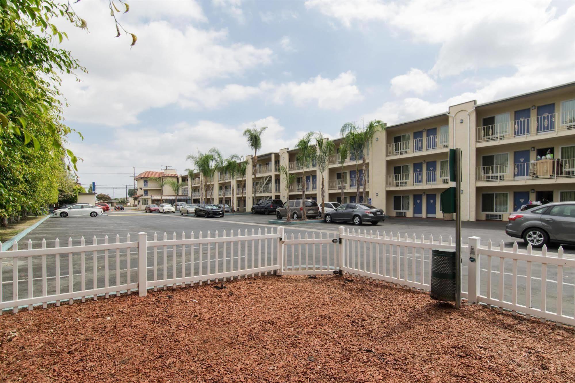 Motel 6-Anaheim, Ca - Buena Park Exteriér fotografie
